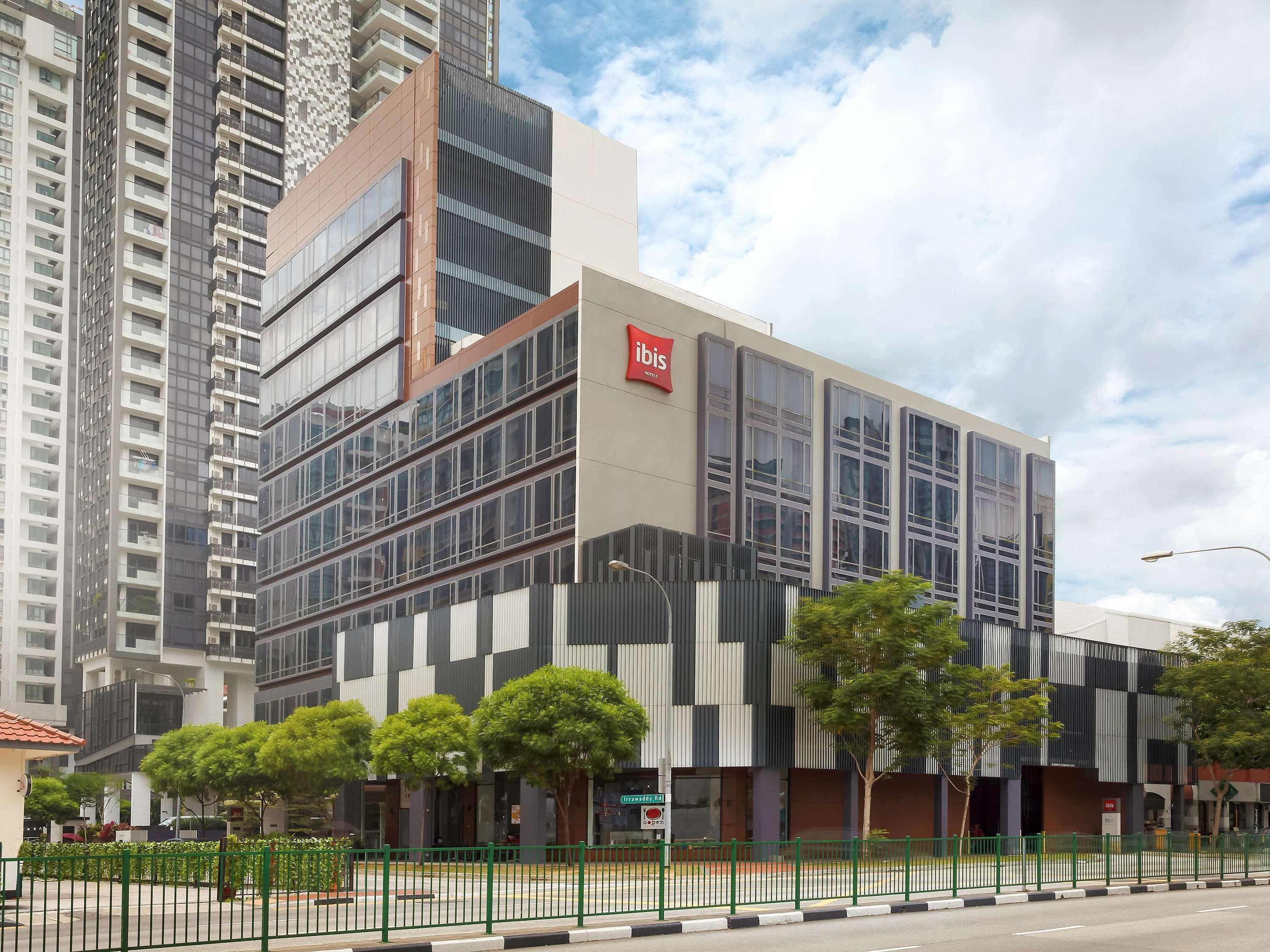 Ibis Singapore Novena Exterior photo