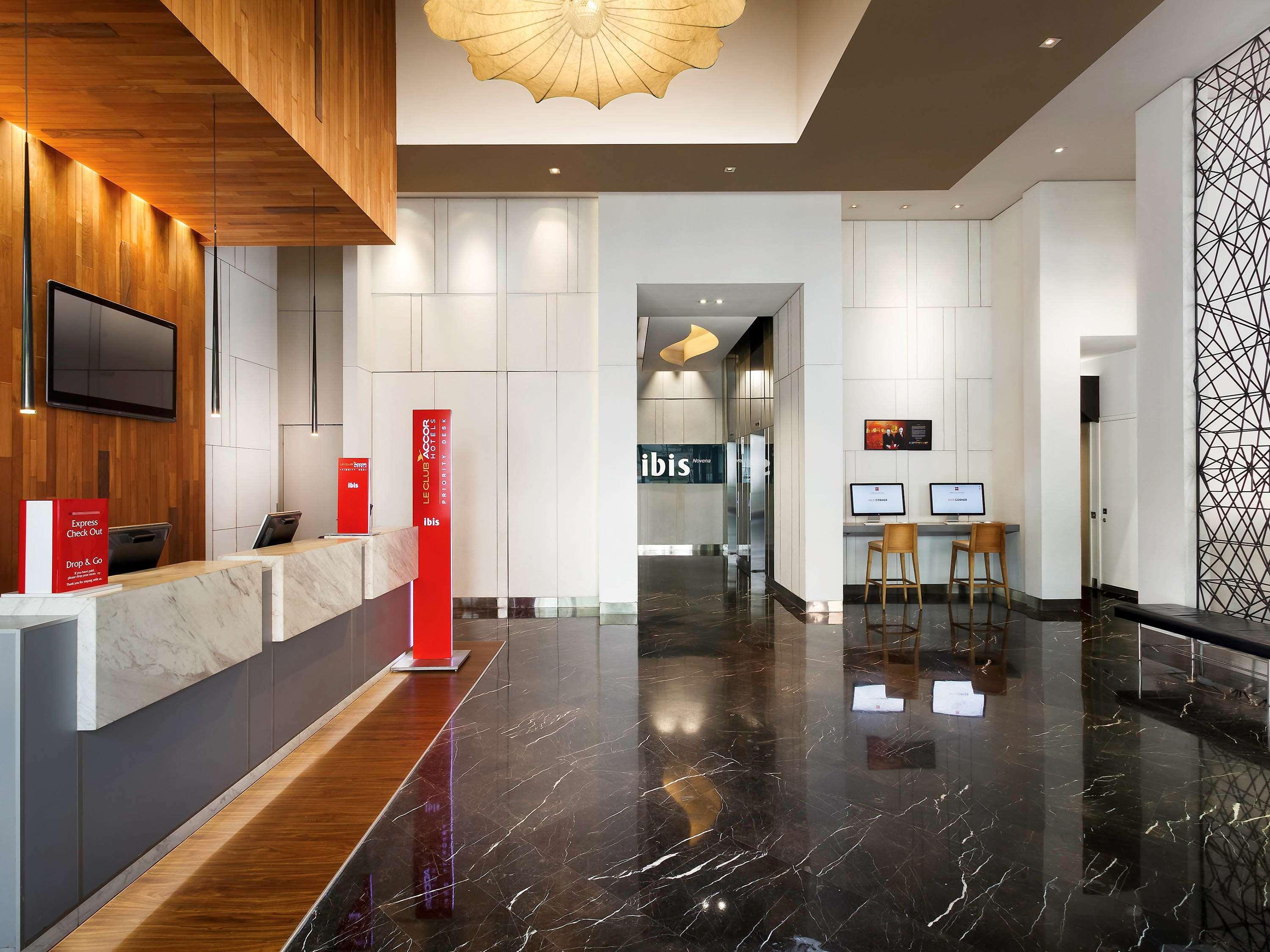 Ibis Singapore Novena Exterior photo